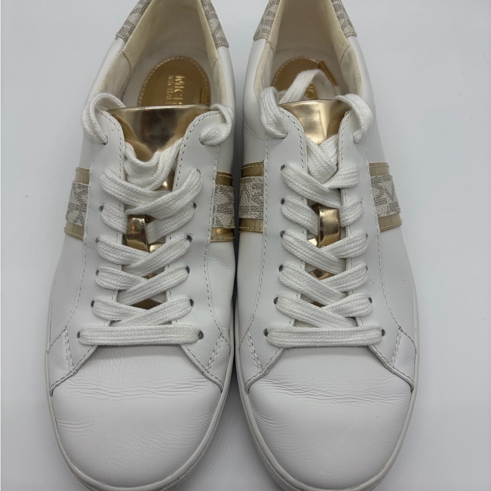 Michael Kors Leather‎ Tennis Shoes, White & Gold, Women's Size 5.5